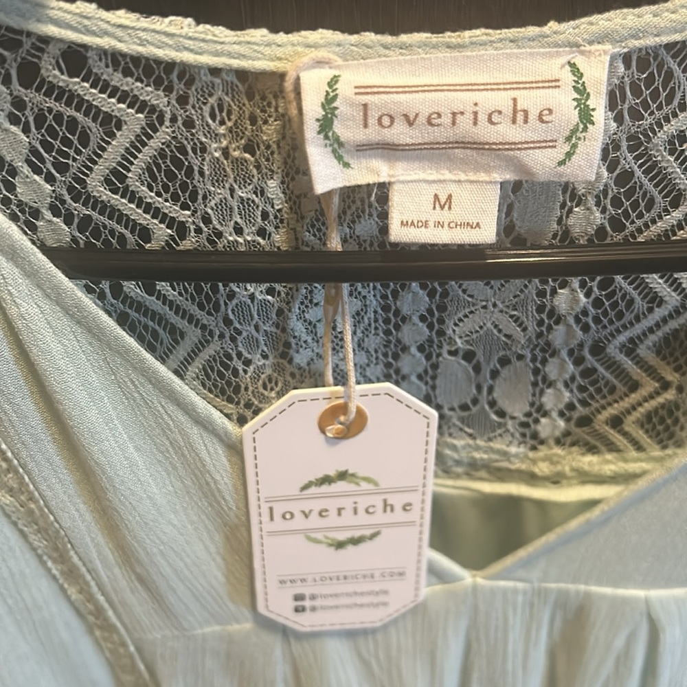 Light green, long sleeve sundress dress. Love riche. - Picture 3 of 5